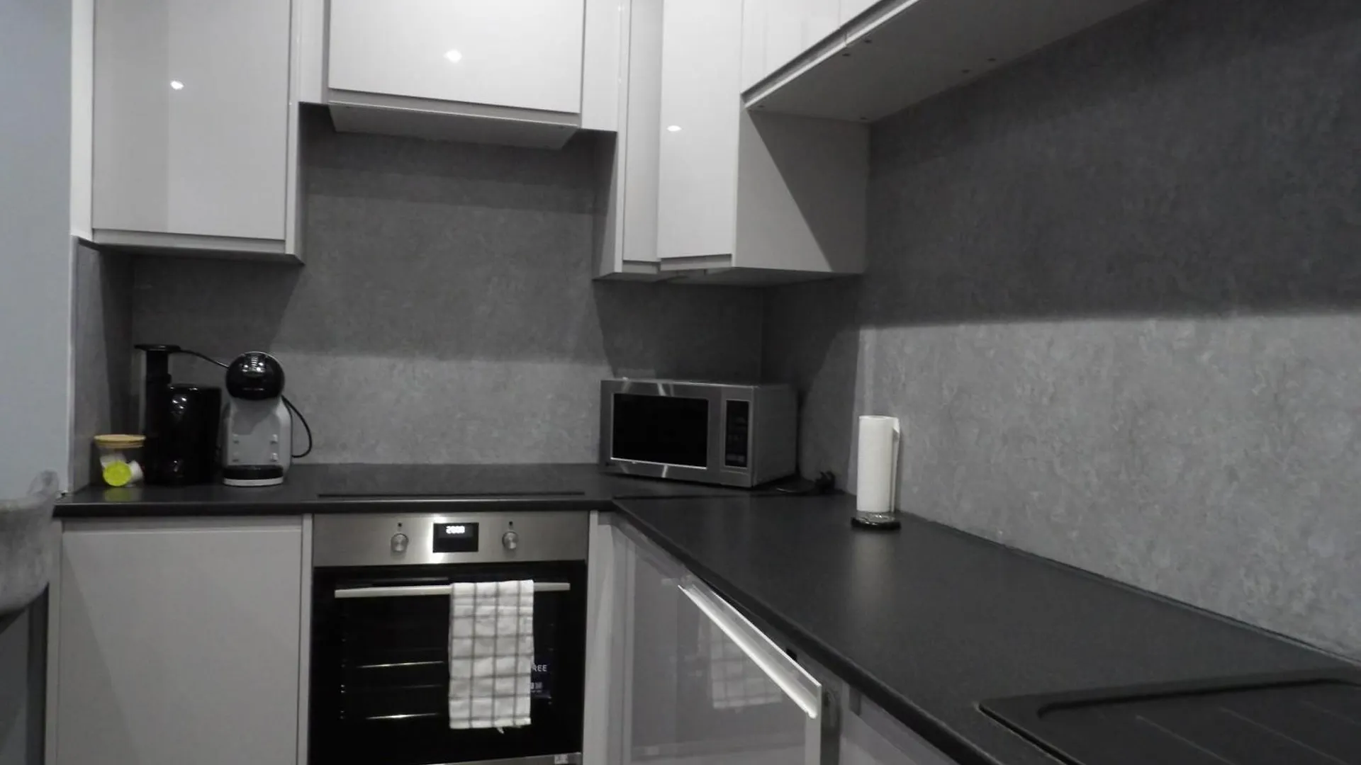 Architect Designed Meadows Central Apartment Εδιμβούργο